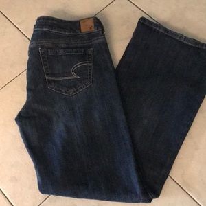American Eagle favorite boyfriend size 8